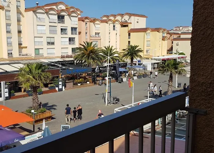 Gruissan-port-t3-2chambres-5pers-43m2-parking-clim-piscine-valerie * Gruissan