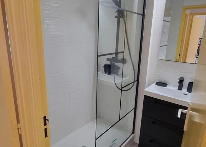Διαμέρισμα Gruissan-port-t3-2chambres-5pers-43m2-parking-clim-piscine-valerie